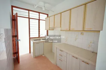 Subang Perdana Goodyear Court 8