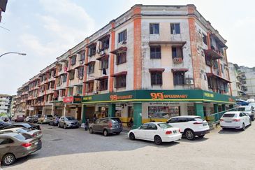 Taman Megah Cheras Apartment