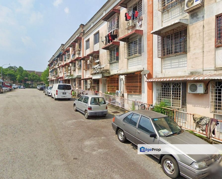 ((SOLD)) Taman Megah Apartment First Floor Renovated, Selangor, Batu 9th Cheras