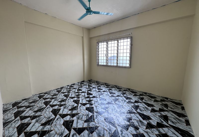 Rumah Pangsa Impian, Bandar Saujana Putra