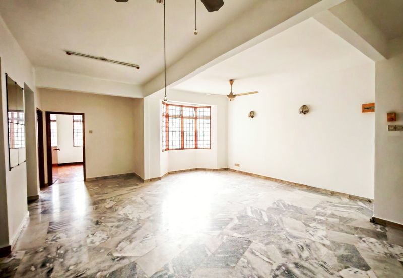 Subang Perdana Goodyear Court 8