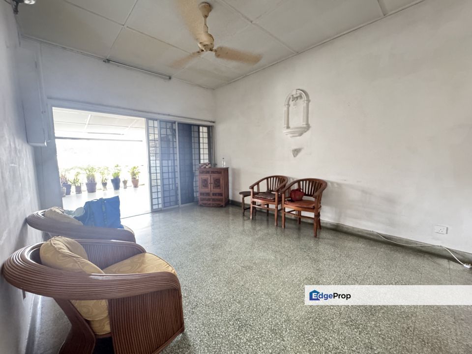 ((SOLD)) Kuchai Lama Taman Continental Happy Garden 1.5 Storey House 22x70 , Kuala Lumpur, Kuchai Lama