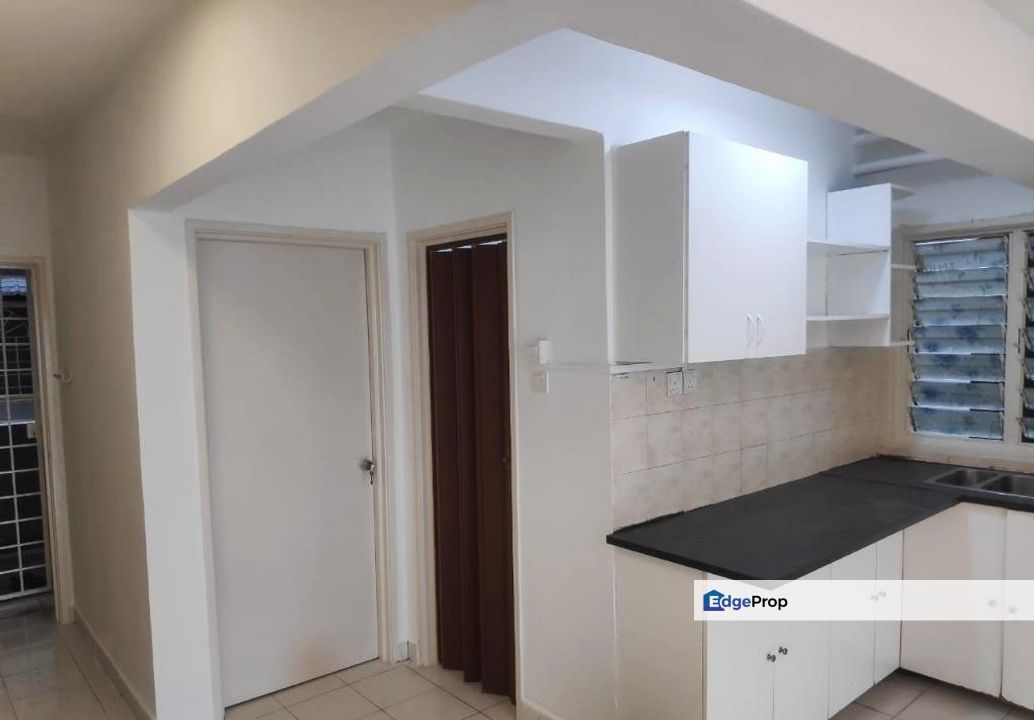 Below Market + Full Loan ❤️ Pangsapuri Lestari Apartment Sri Permaisuri, Kuala Lumpur, Cheras