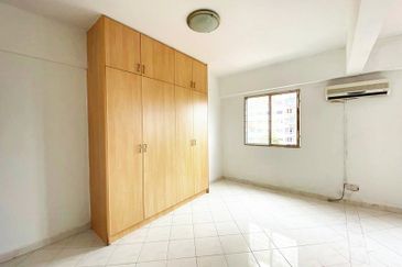 Below Market 🔥 Pangsapuri Vista Serdang Taman Bukit Serdang Basic Unit