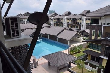 Avenue 2, Lake Valley