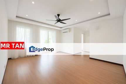 Avenue 2 Lake Valley Bandar Tun Hussein Onn Town House, Selangor, Cheras