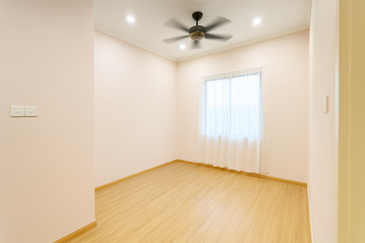 Avenue 2, Lake Valley