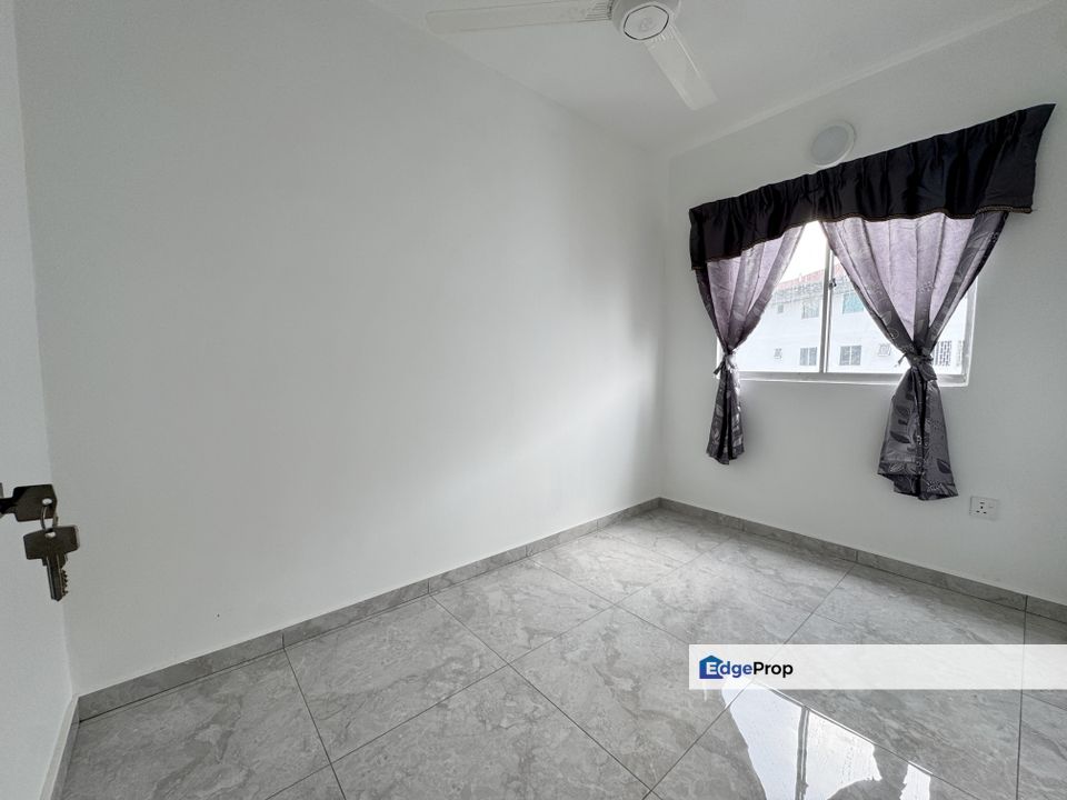 Newly Renovated 903sf 🧡 Ketumbar Height 🧡 Cheras Utama 2 Parking Lot, Kuala Lumpur, Cheras