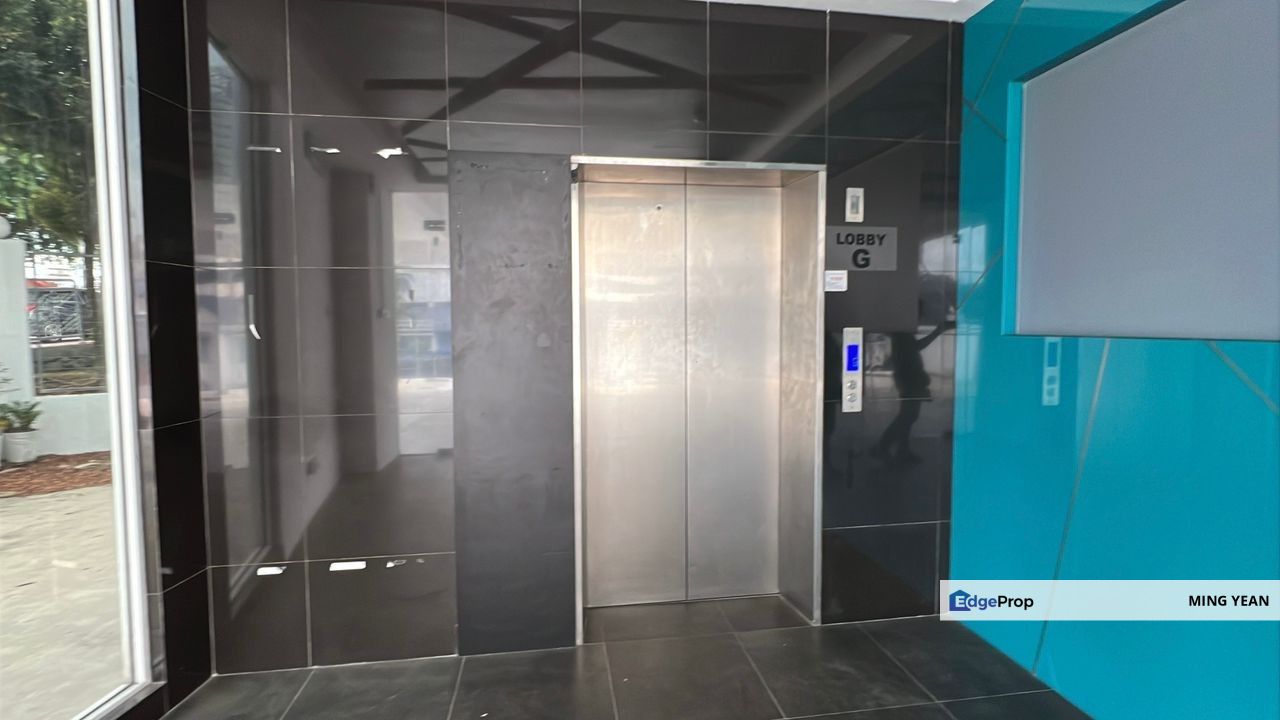 4 Storey standalone commercial building in petaling jaya, Selangor, Petaling Jaya