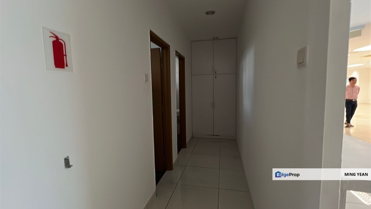 4 Storey standalone commercial building in petaling jaya, Selangor, Petaling Jaya