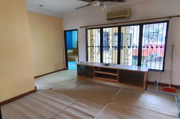 Kota Kemuning Bunglow Fully Renoveted 