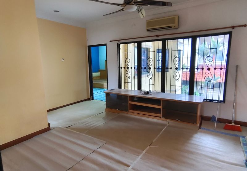 Kota Kemuning Bunglow Fully Renoveted 