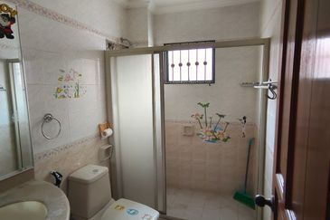 Kota Kemuning Bunglow Fully Renoveted 