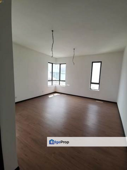 3 storey bunglow at Kota Harmoni Shah Alam, Selangor, Shah Alam