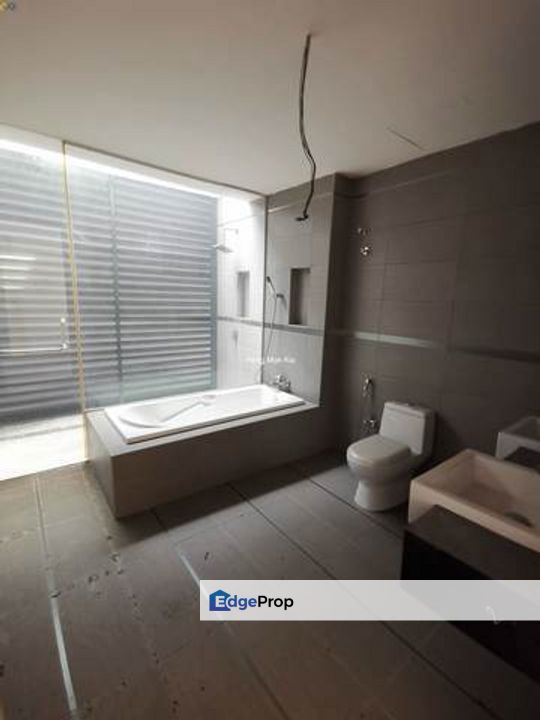 3 storey bunglow at Kota Harmoni Shah Alam, Selangor, Shah Alam