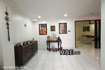 R40. Sri Andalas Semi D fully furnished Klang