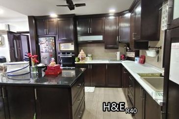 R40. Sri Andalas Semi D fully furnished Klang