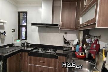 R40. Sri Andalas Semi D fully furnished Klang