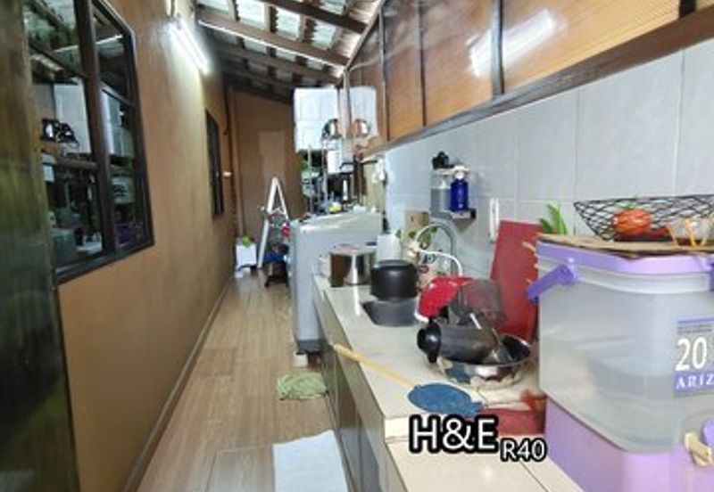 R40. Sri Andalas Semi D fully furnished Klang