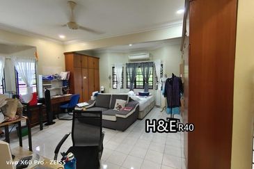 R40. Sri Andalas Semi D fully furnished Klang