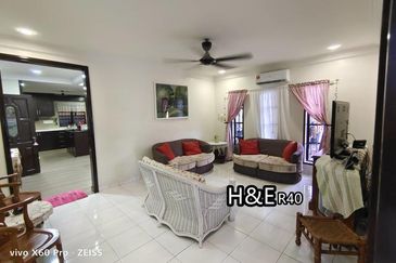 R40. Sri Andalas Semi D fully furnished Klang