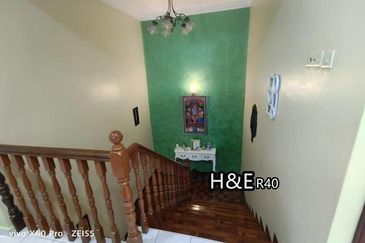 R40. Sri Andalas Semi D fully furnished Klang