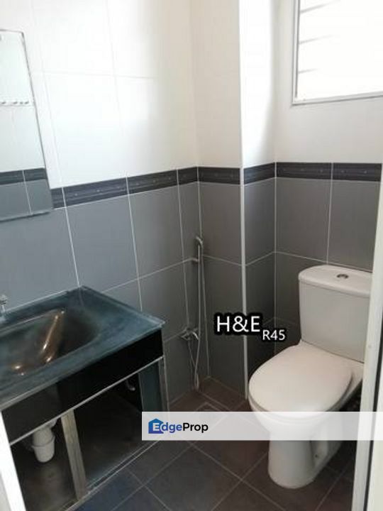 Fully furnished 2.5 Storey Tmn Puncak Jalil Premium Homes, Selangor, Puncak Jalil