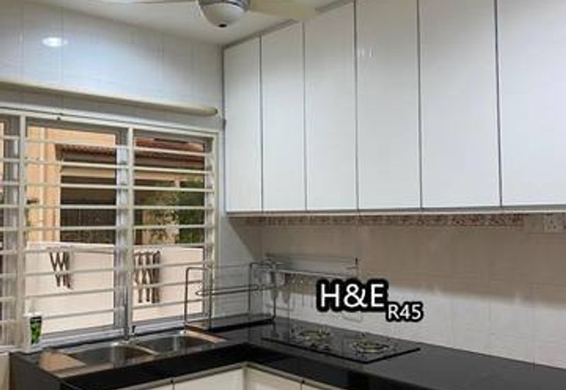 Fully furnished 2.5 Storey Tmn Puncak Jalil Premium Homes