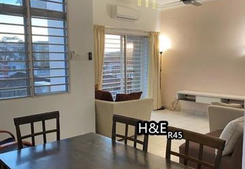 Fully furnished 2.5 Storey Tmn Puncak Jalil Premium Homes