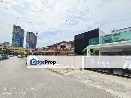 2 storey below value unit at Tmn Desawan Klang, Selangor, Klang