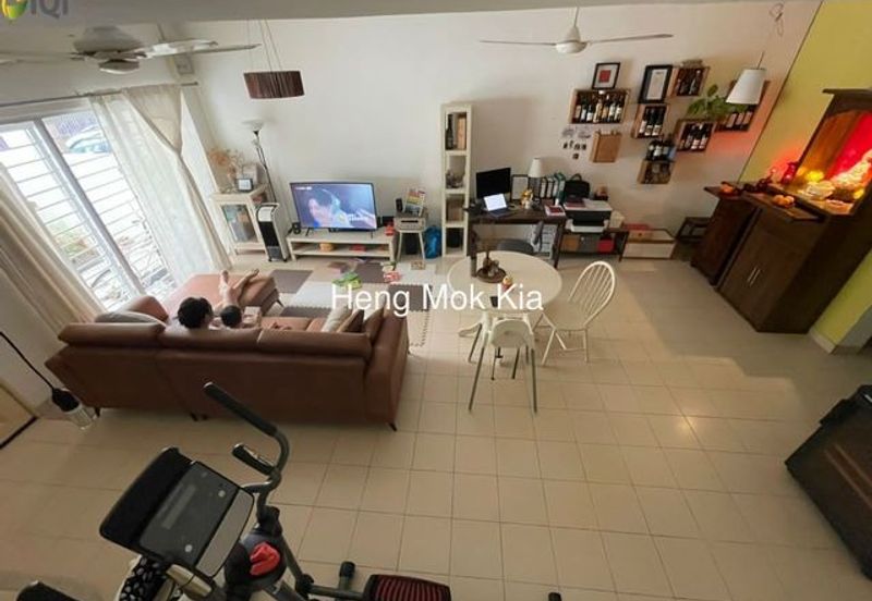 2 storey renovated unit at bukit raja klang