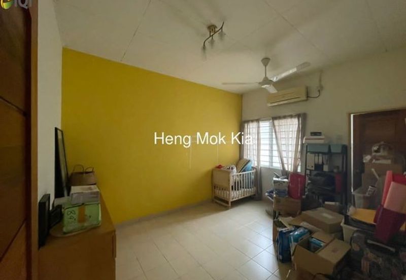 2 storey renovated unit at bukit raja klang