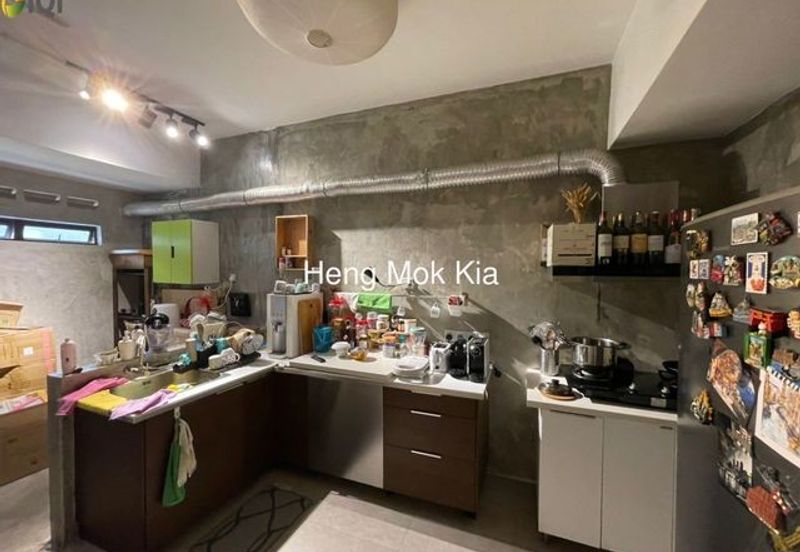 2 storey renovated unit at bukit raja klang
