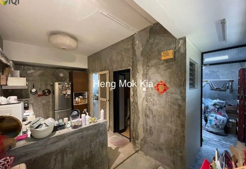 2 storey renovated unit at bukit raja klang