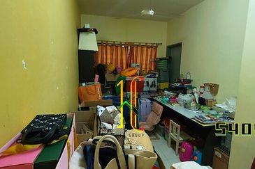 Jalan Setia Impian U13/8B