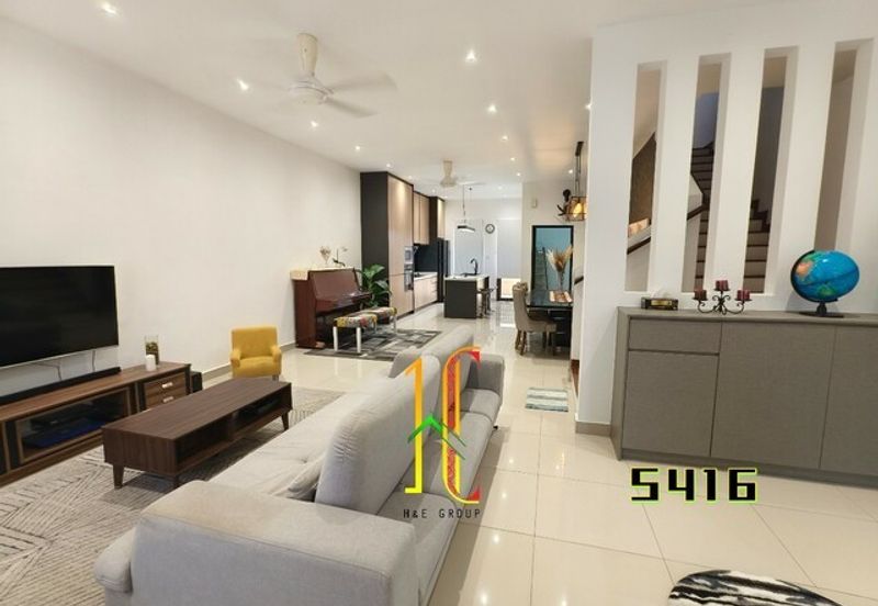 Pentas 6 @ Alam Impian