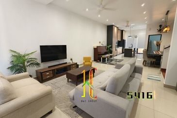 Pentas 6 @ Alam Impian