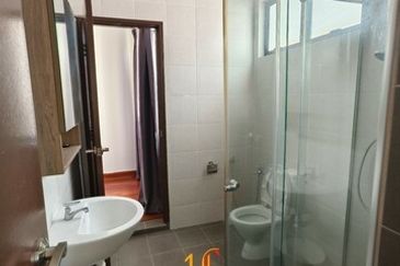 Pentas 6 @ Alam Impian