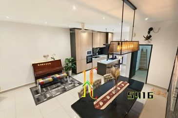 Pentas 6 @ Alam Impian