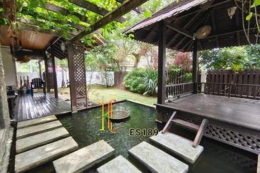 Glenmarie Cove Corner Portklang 