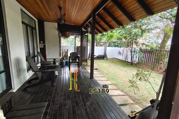 Glenmarie Cove Corner Portklang 