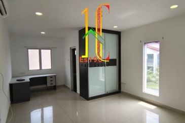 Taman Ehsan Jaya, Pendamaran