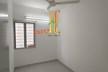 Pangsapuri Akasia, Bandar Botanic