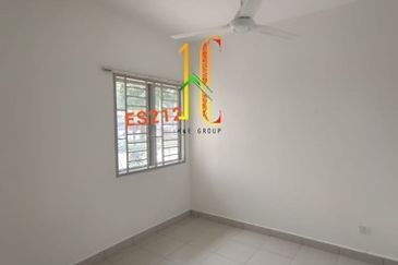 Pangsapuri Akasia, Bandar Botanic