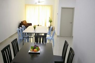 Suterapine condo sungai long