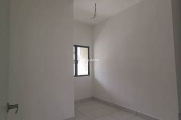 New House At Mahkota Banting Near WCE hightway