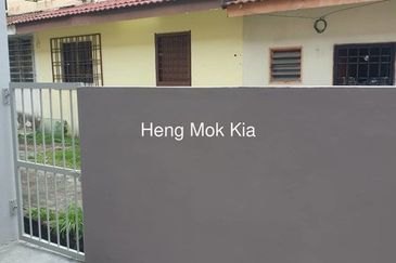 New renovated unit at bandar puteri klang