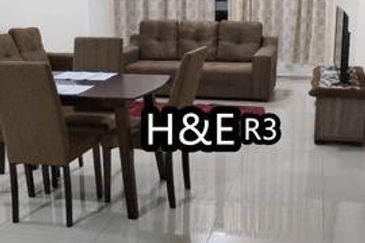 Gravit8 condominium Klang