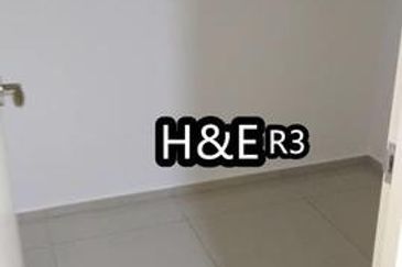 Gravit8 condominium Klang