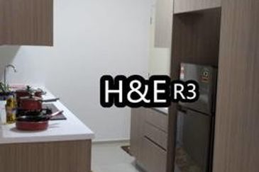 Gravit8 condominium Klang